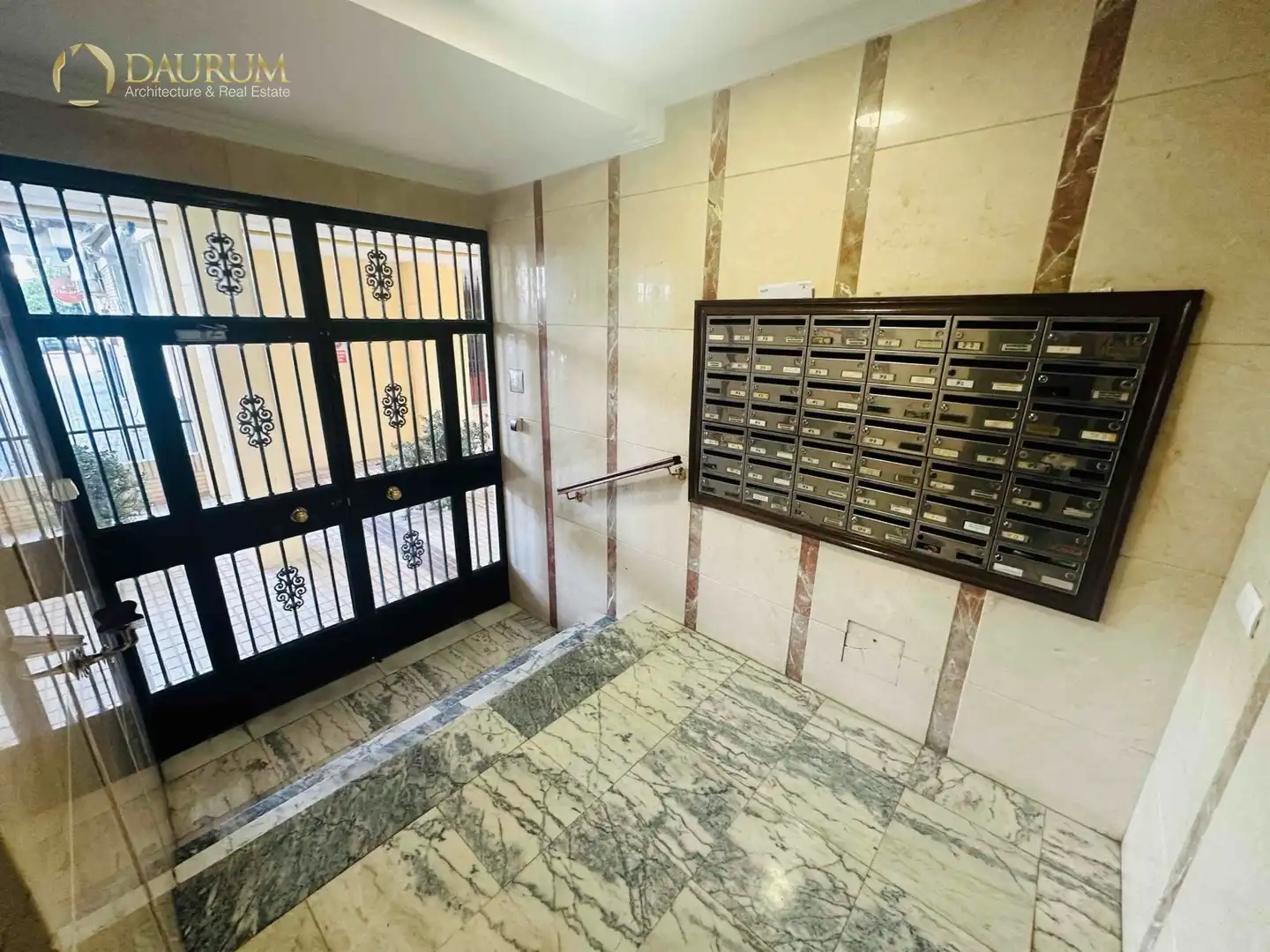 Piso en venta en Sevilla con Aire acondicionado y Terraza