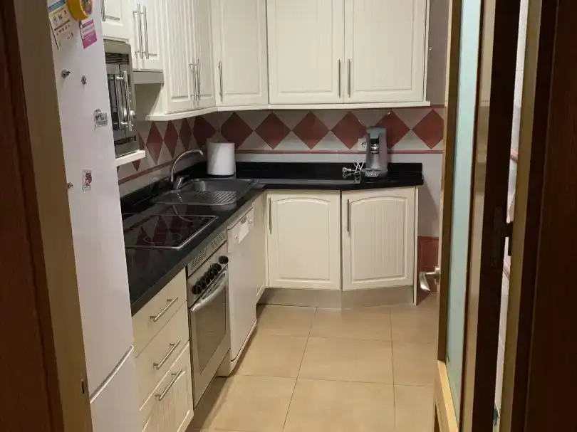 Cuina de Casa adosada en venda en Guarromán amb Aire condicionat, Moblat i Balcó