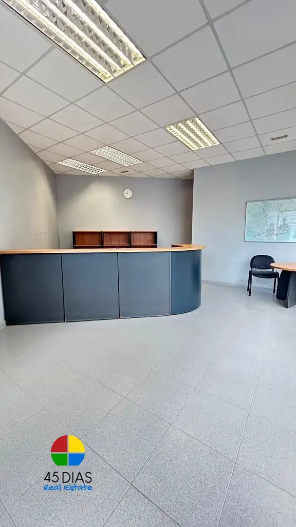 Office space to rent in Centre - Cordelles