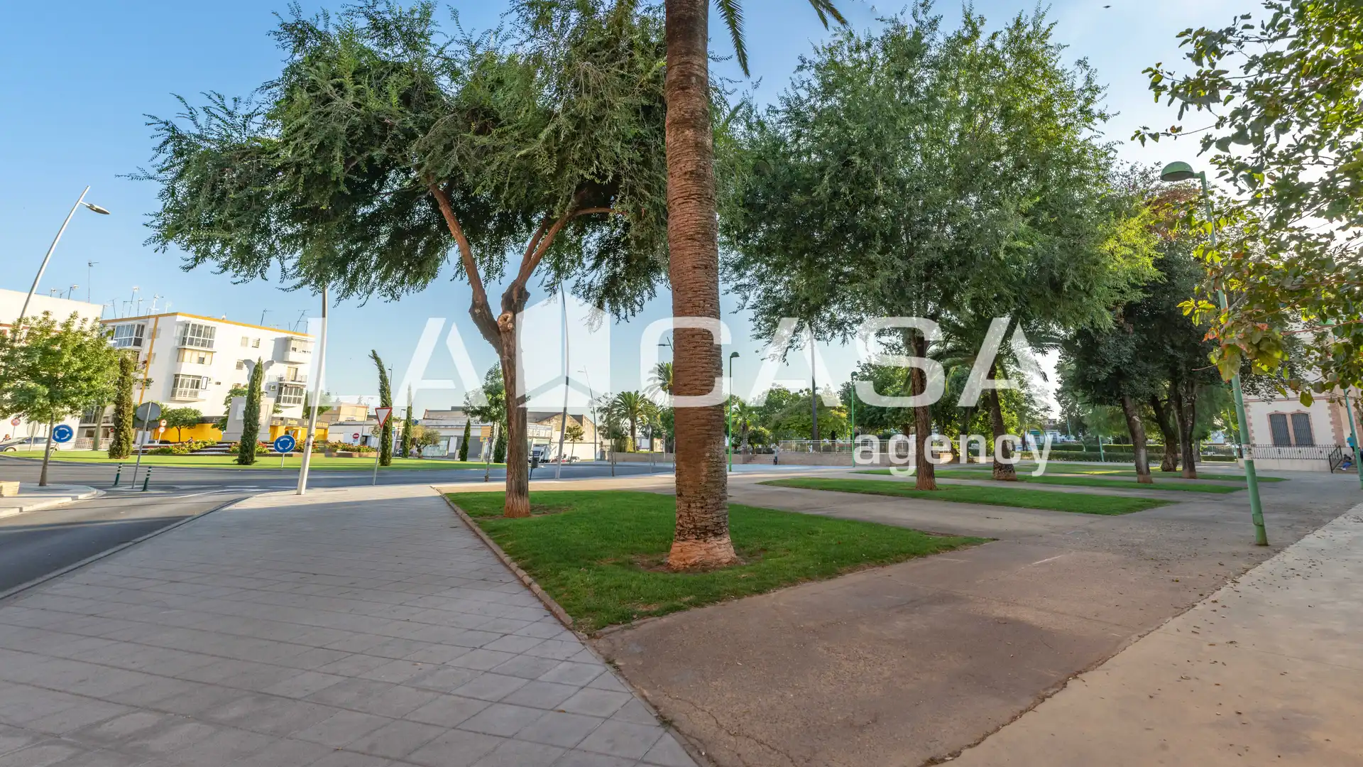 Vista exterior de Piso en venta en Dos Hermanas con Terraza