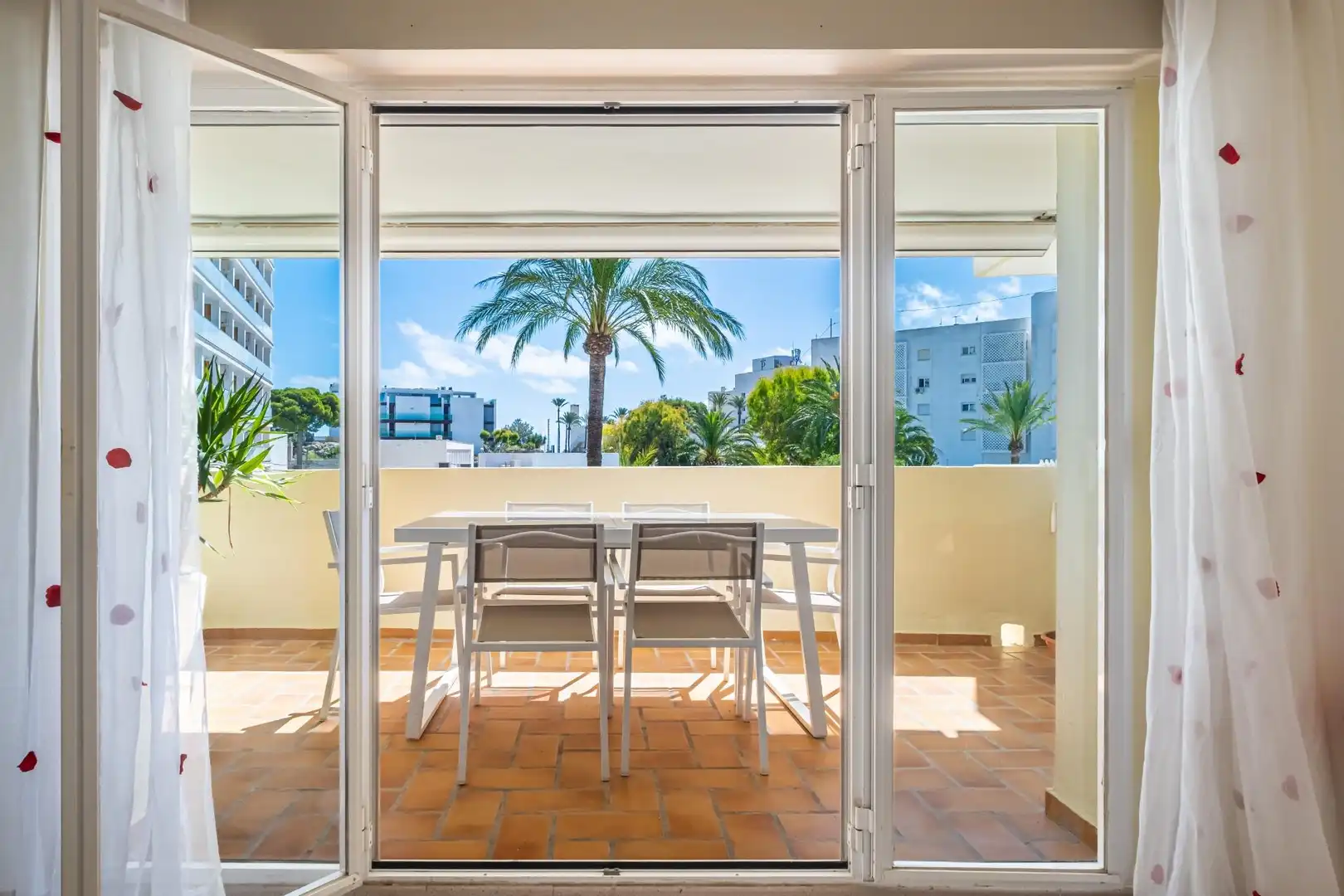 Apartment with pool to rent in Montañar - El Arenal, imagen 9