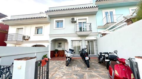 Photo 2 of Single-family semi-detached to rent in Calle Chopos Los, 2, Castillo Sohail - Myramar, Málaga