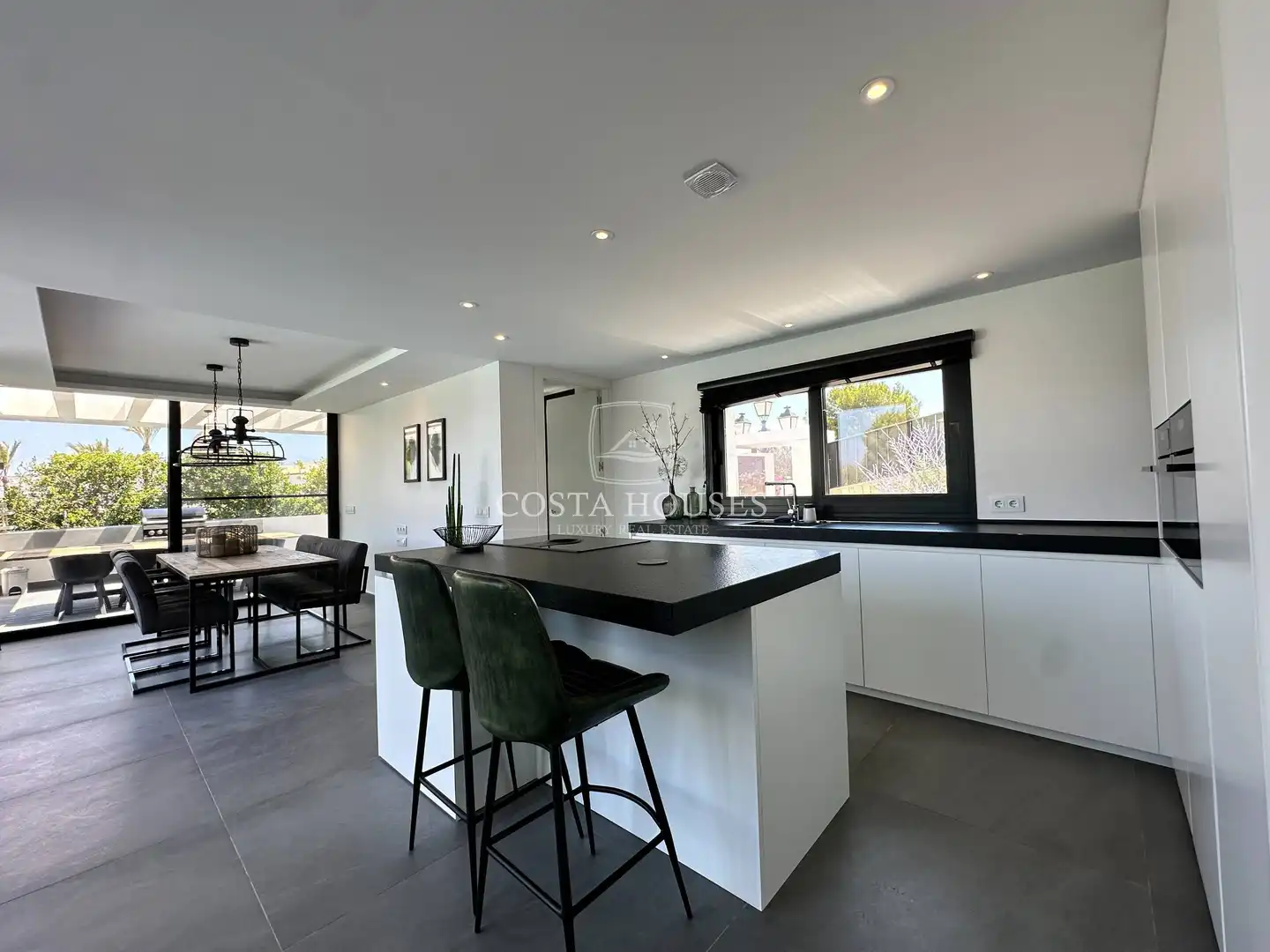 Kitchen of Houses for sale in Jávea / Xàbia  with Air Conditioner, Private garden and Terrace