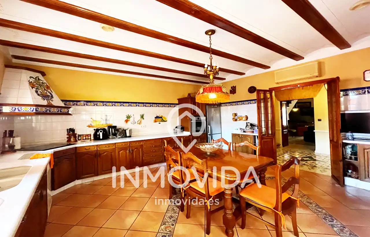 Kitchen of Houses for sale in Xàtiva  with Air Conditioner, Terrace and Furnished