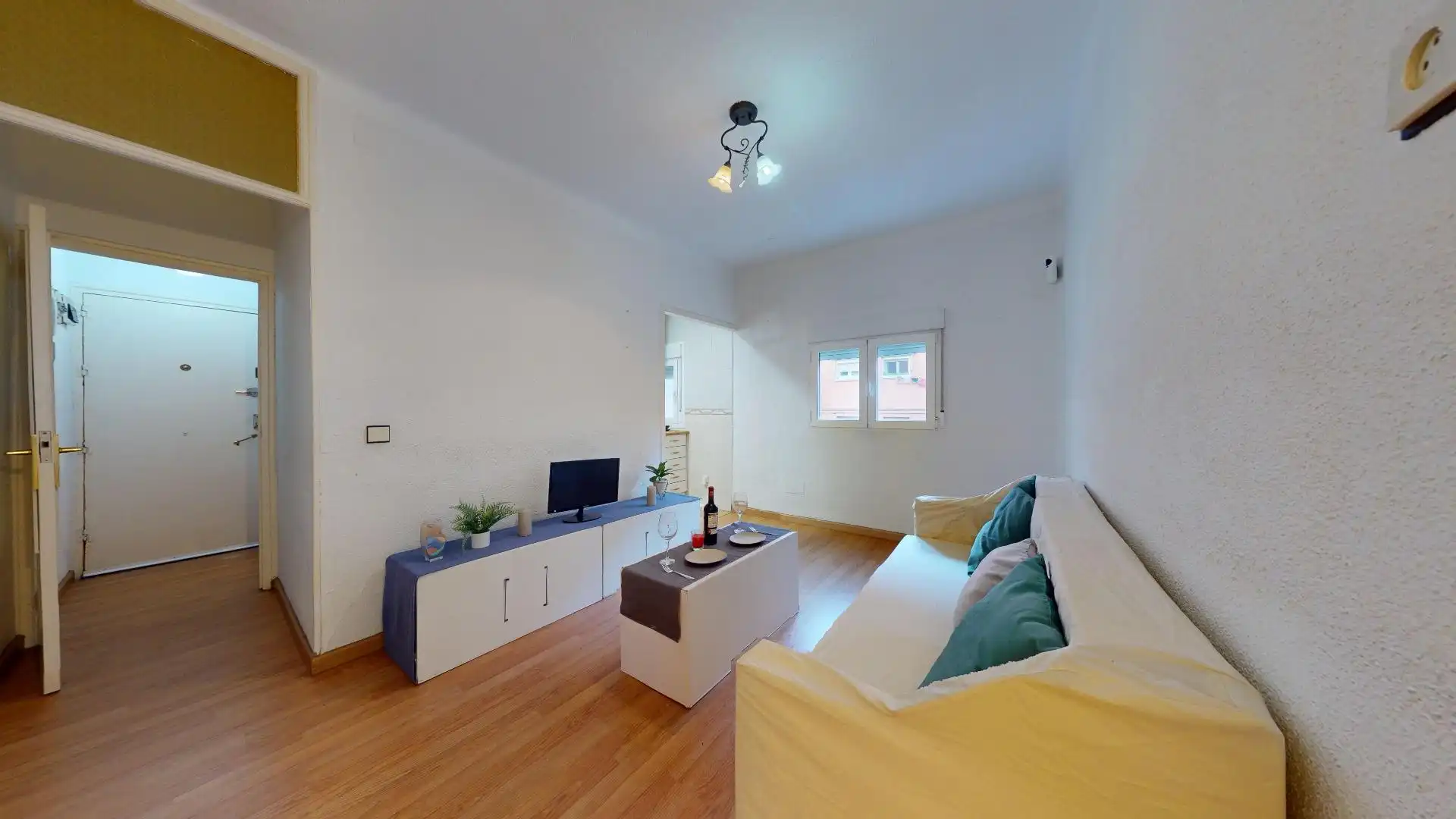 Flat en Calle BENADALID, Palomeras Sureste