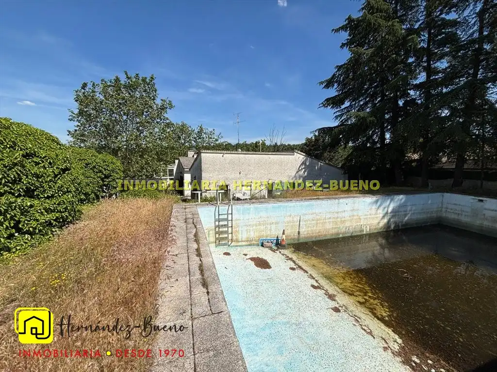 Casa o xalet en venda en Alba de Tormes amb Jardí privat i Piscina