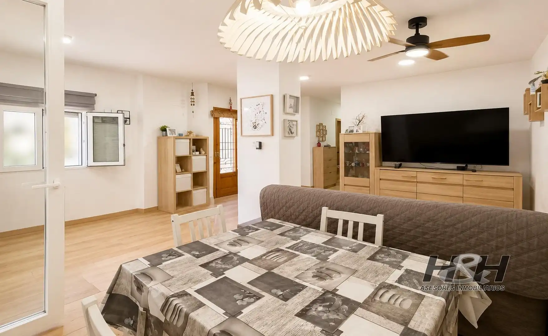 Sala d'estar de Planta baixa en venda en Burjassot amb Terrassa