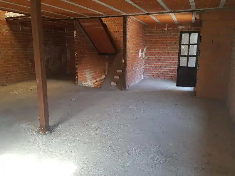 Houses for sale in Cabezuela del Valle  with Private garden