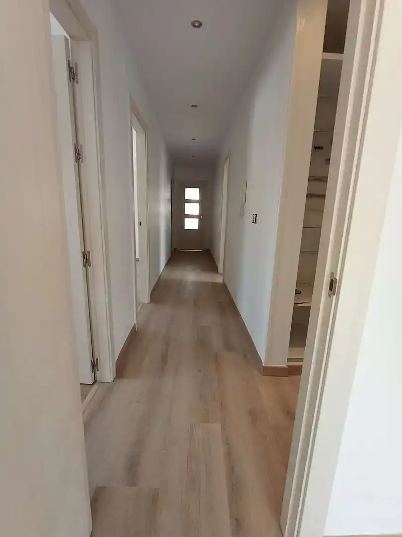 Wohnung zur Miete in Ventas de Huelma mit Parkett und Balkon