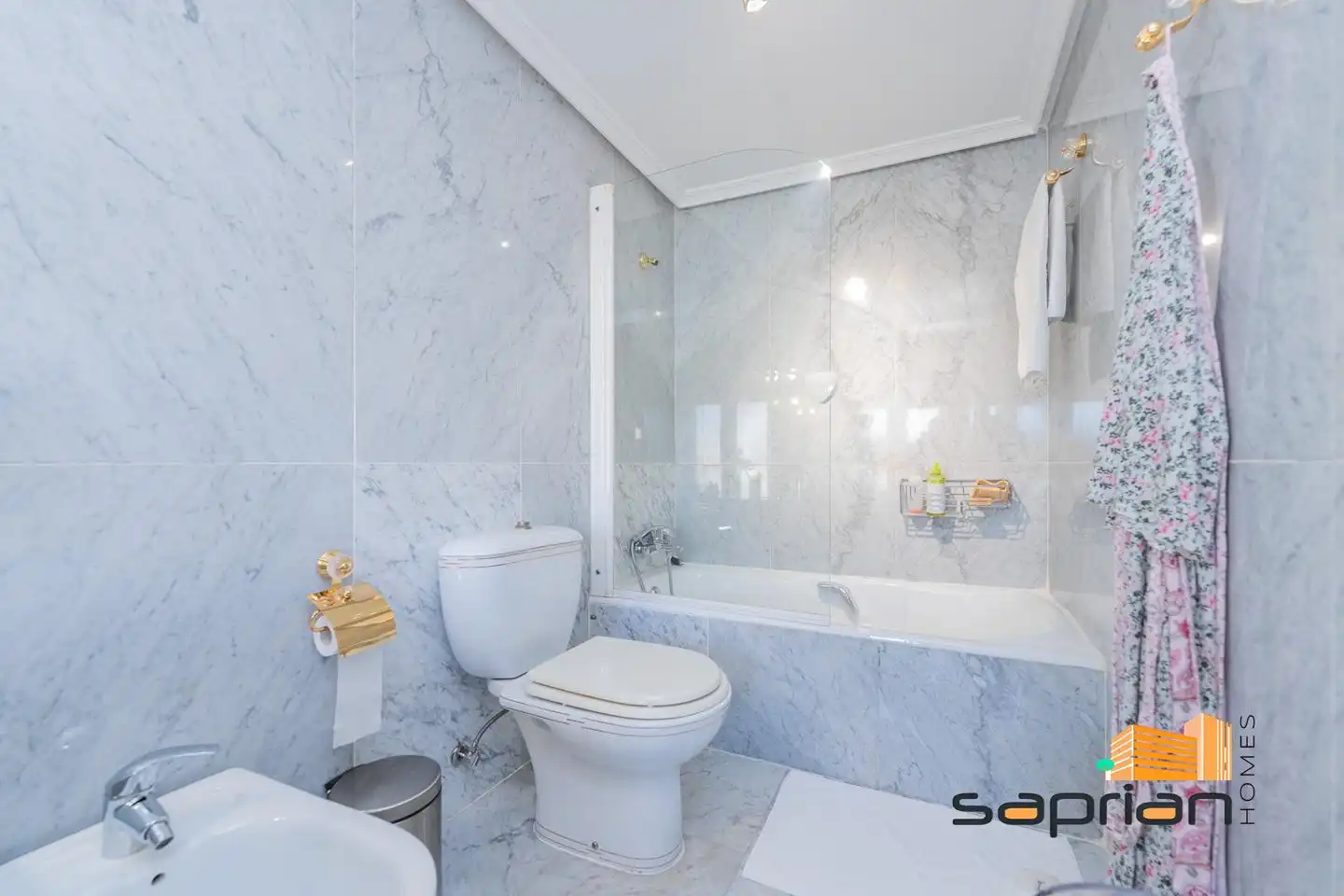 Bathroom of Houses for sale in Las Rozas de Madrid  with Private garden, Terrace and Storage room