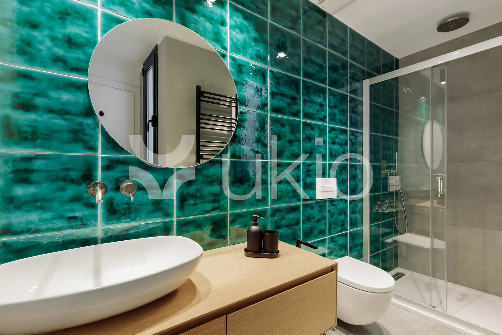 Baño de Apartamento de alquiler en Barcelona con Aire acondicionado, Calefacción y Terraza