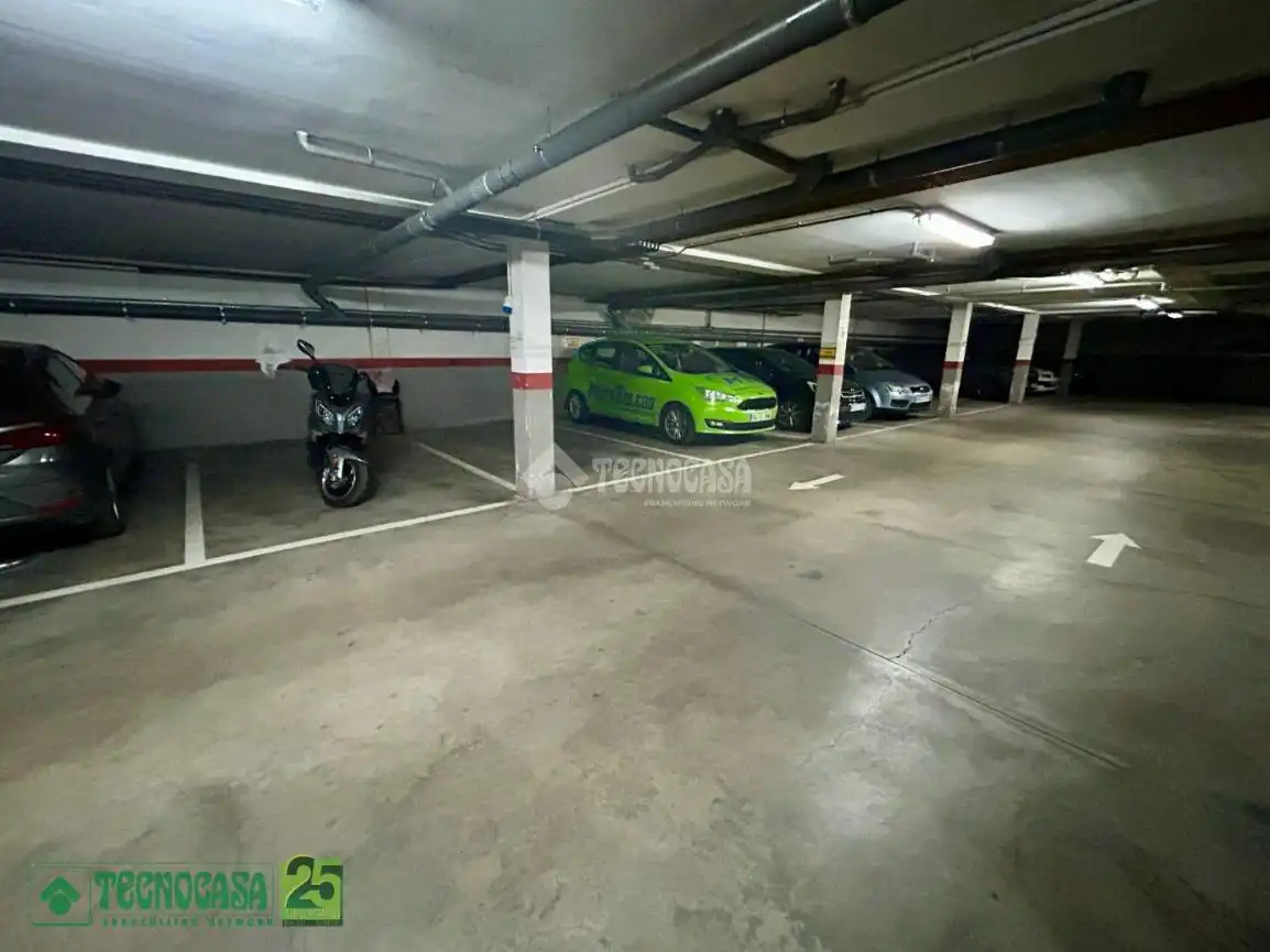 Parkplatz von Wohnung zum Verkauf in Ocaña mit Heizung und Alarm