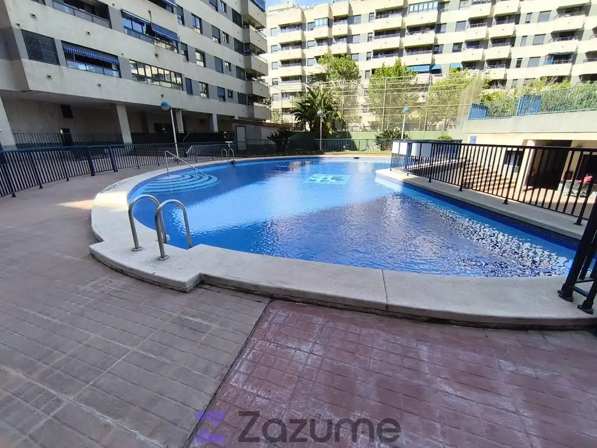 Piscina de Pis de lloguer en  Valencia Capital amb Aire condicionat, Calefacció i Parquet