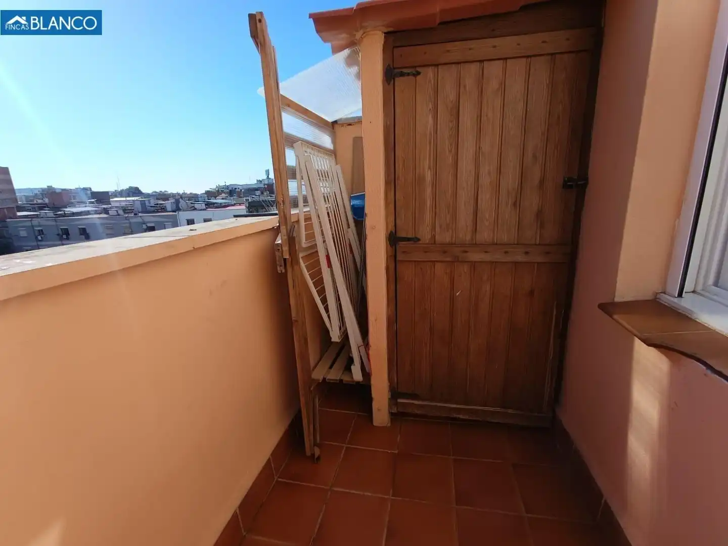 Balcony of Attic for sale in L'Hospitalet de Llobregat  with Heating, Parquet flooring and Terrace