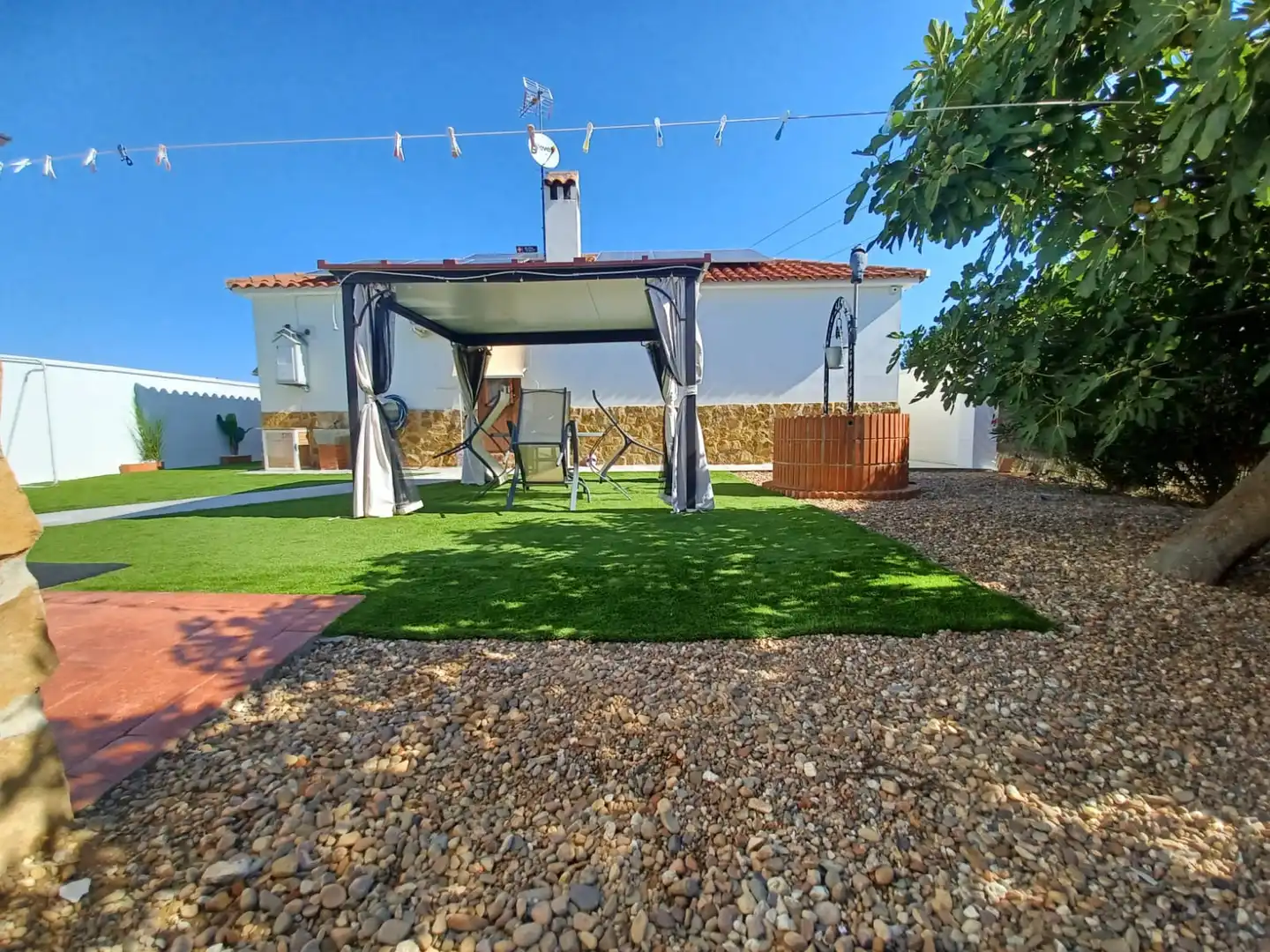 Terrassa de Casa o xalet en venda en Villanueva de la Serena amb Aire condicionat, Jardí privat i Traster