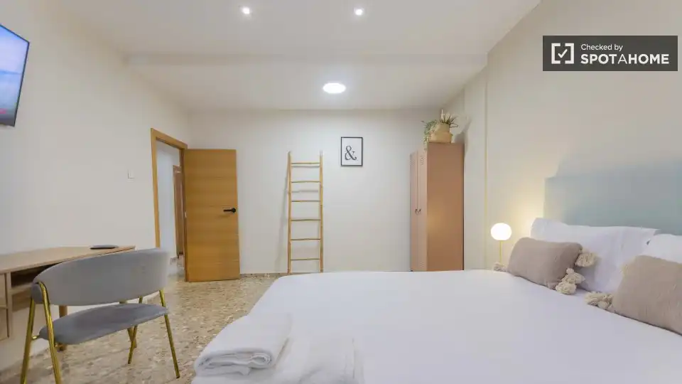 Habitación en El Cabanyal - El Canyamelar