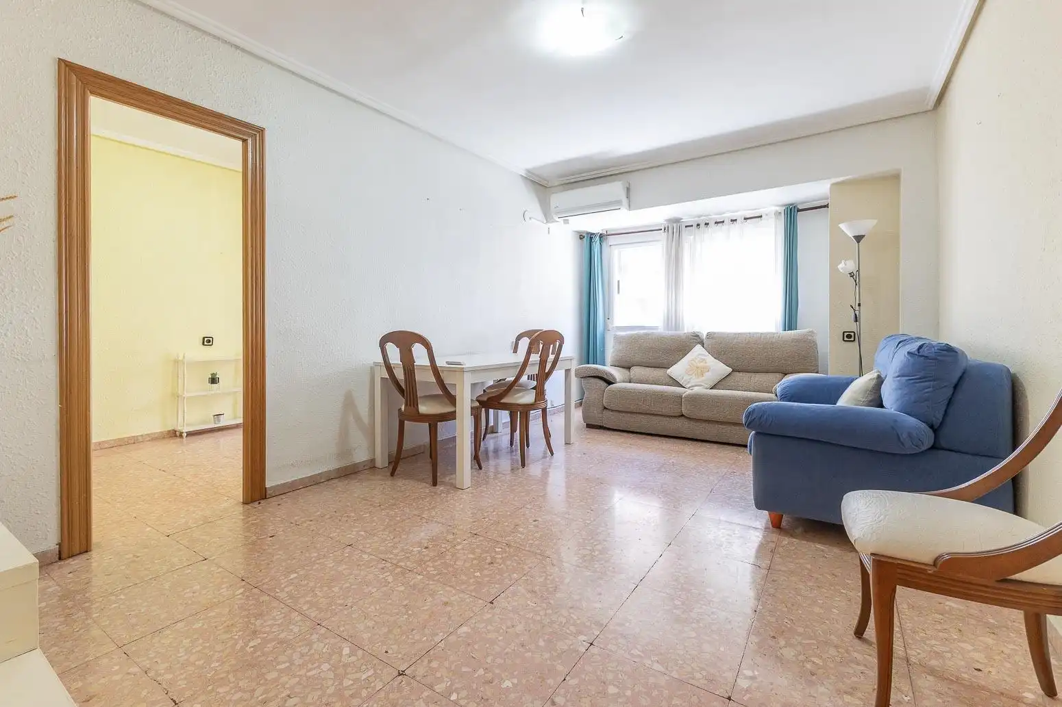 Sala de estar de Piso en venta en Valencia con Aire acondicionado, Amueblado y Balcón