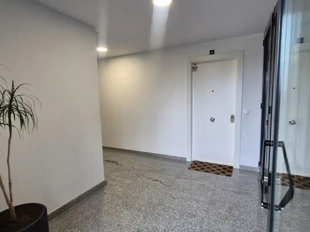 Flat for sale in Santander  with Swimming Pool and Balcony