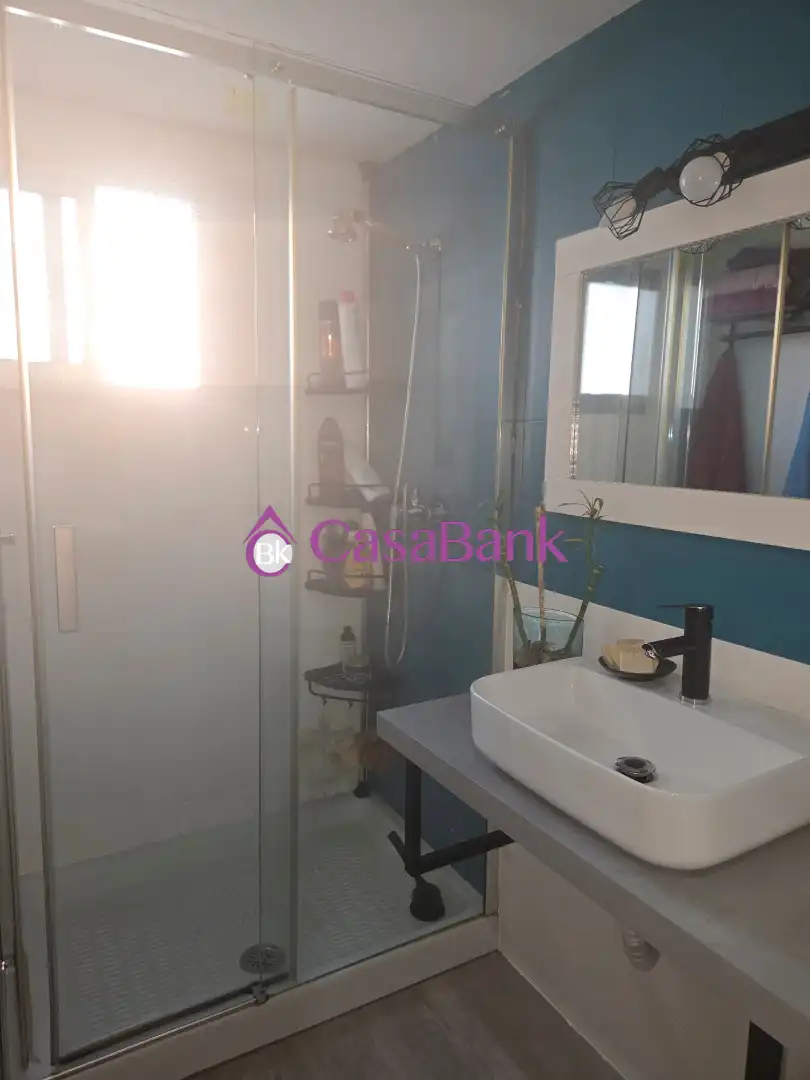 Bathroom of Flat for sale in Córdoba  with Air Conditioner and Furnished