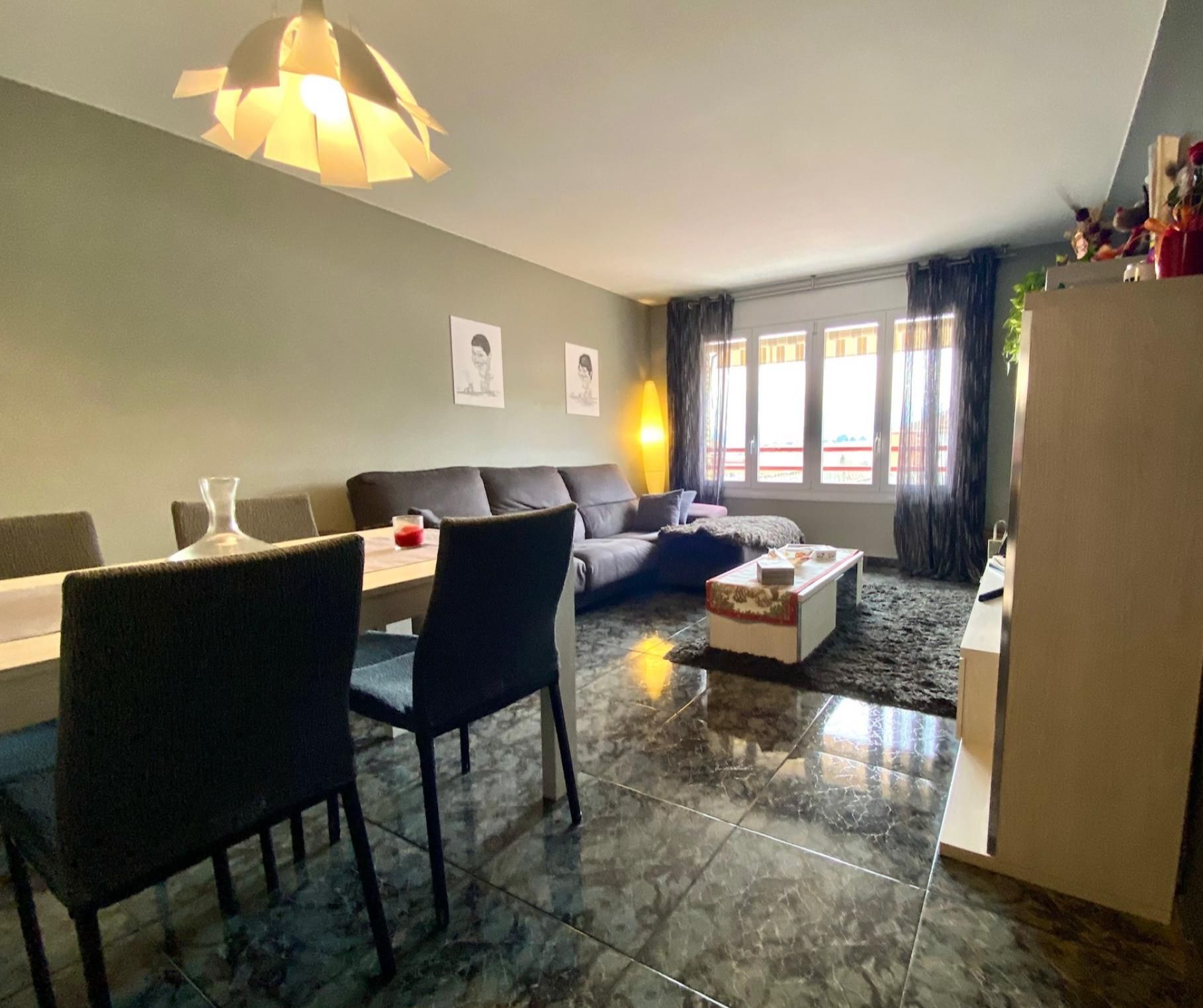 Living room of Flat for sale in Manresa  with Heating, Oven and Balcony