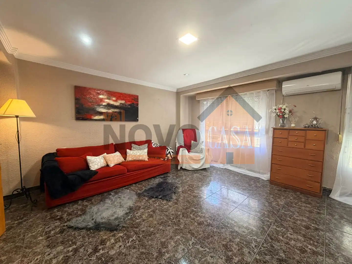 Living room of Flat for sale in Silla  with Air Conditioner