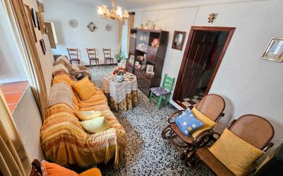 Sala d'estar de Casa o xalet en venda en Álora amb Terrassa