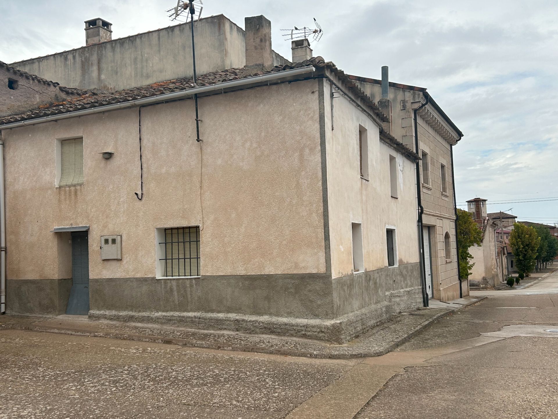 Vista exterior de Casa o xalet en venda en Ciadoncha amb Traster i Moblat