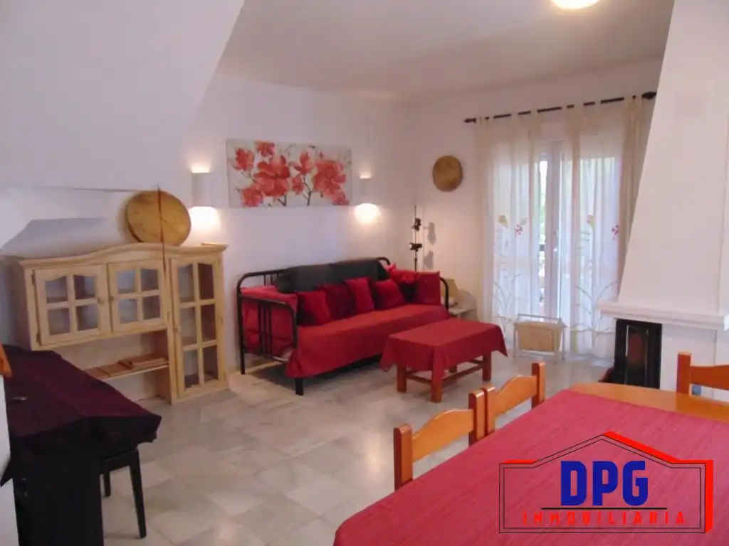 Sala de estar de Dúplex en venta en Garrucha con Aire acondicionado, Terraza y Amueblado