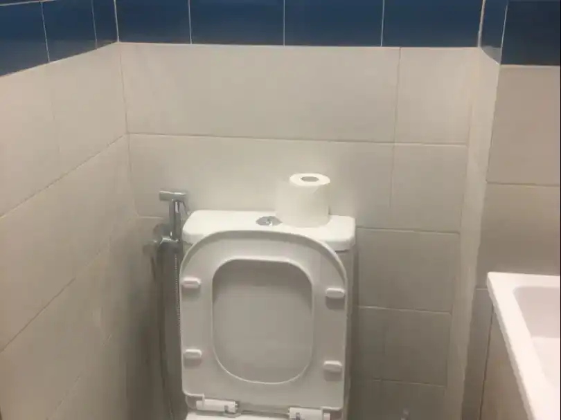 Badezimmer von Wohnung zur Miete in Alcalá de Henares mit Klimaanlage und Balkon