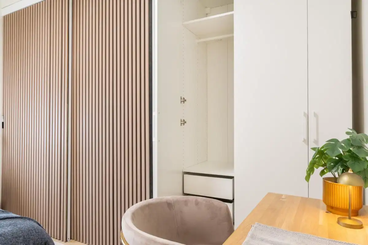 Dormitori de Apartament per a compartir en Madrid amb Calefacció, Moblat i Forn