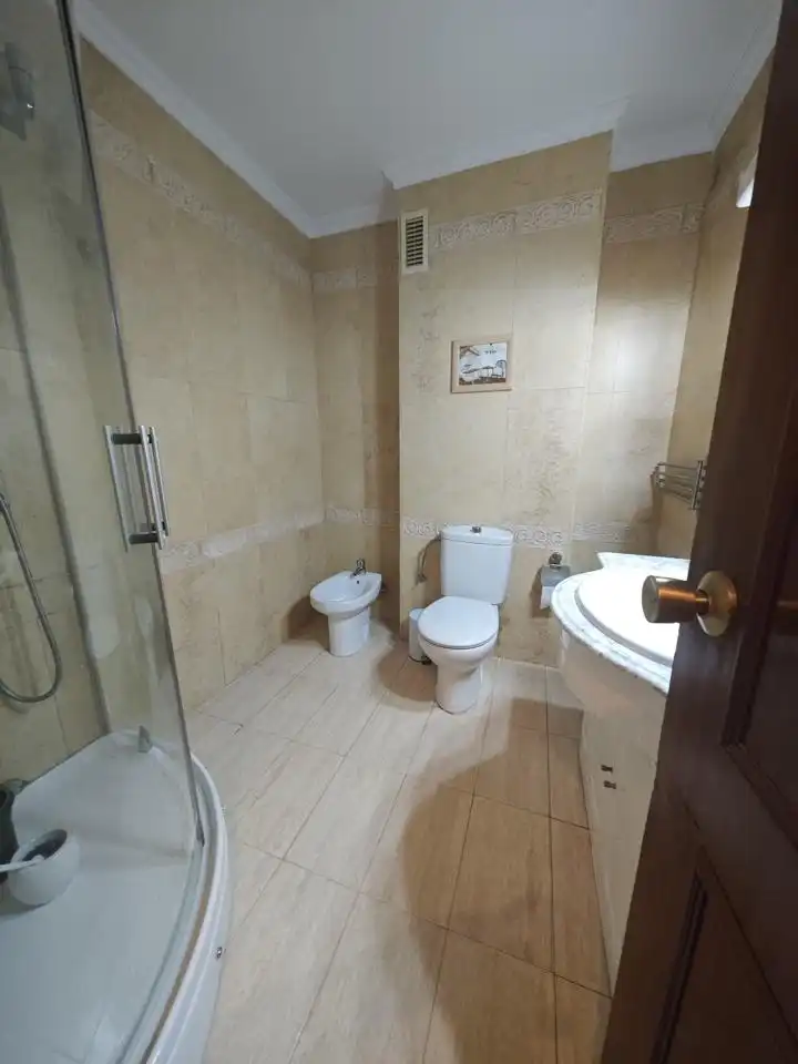 Bathroom of Flat for sale in Plasencia  with Furnished
