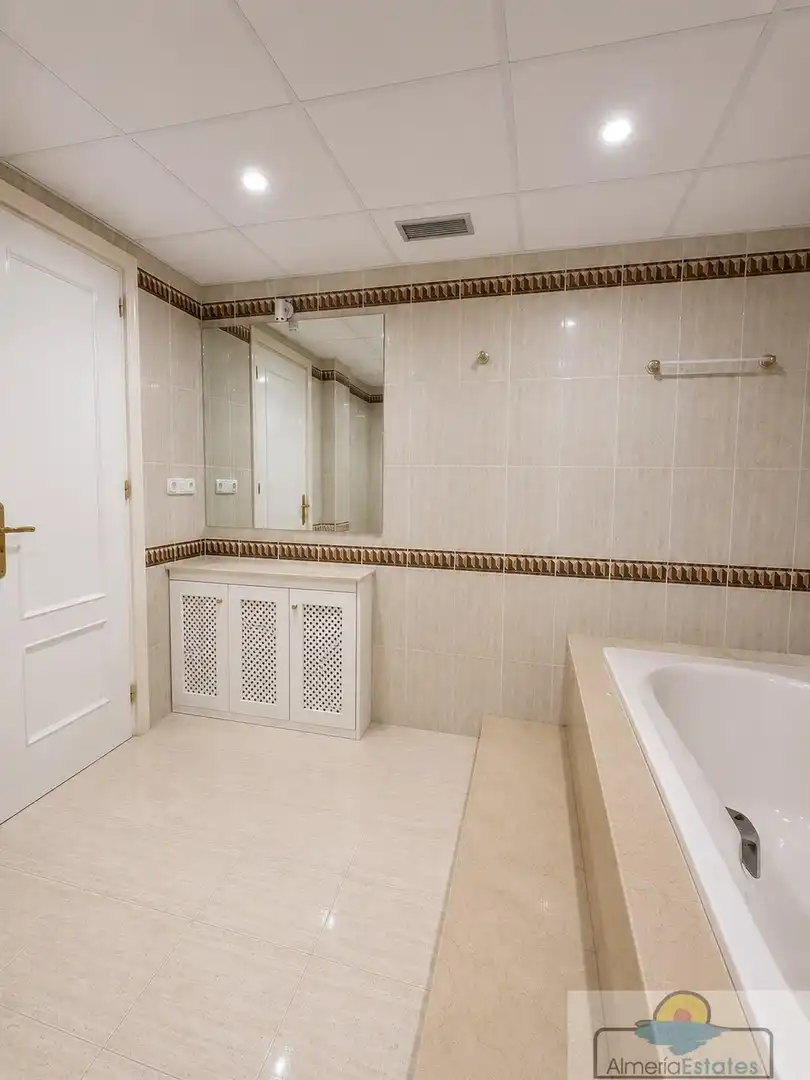 Piso con ascensor en venta en Albox, imagen 5