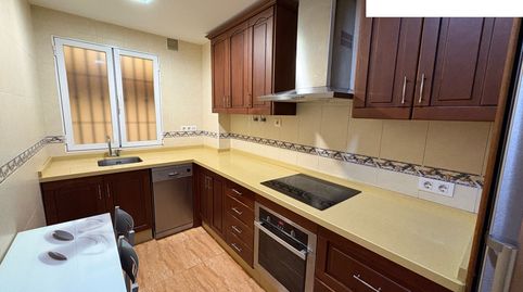 Foto 4 de Piso en venta en Camino de la Zubia, 4, Ogíjares, Granada
