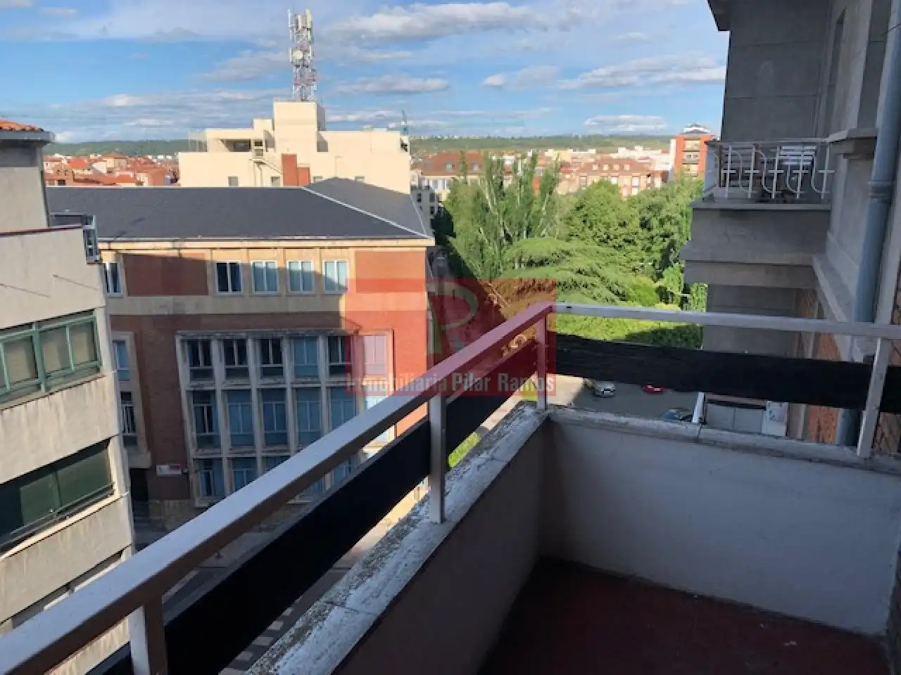 Terrasse von Wohnung zur Miete in León Capital  mit Heizung, Parkett und Terrasse