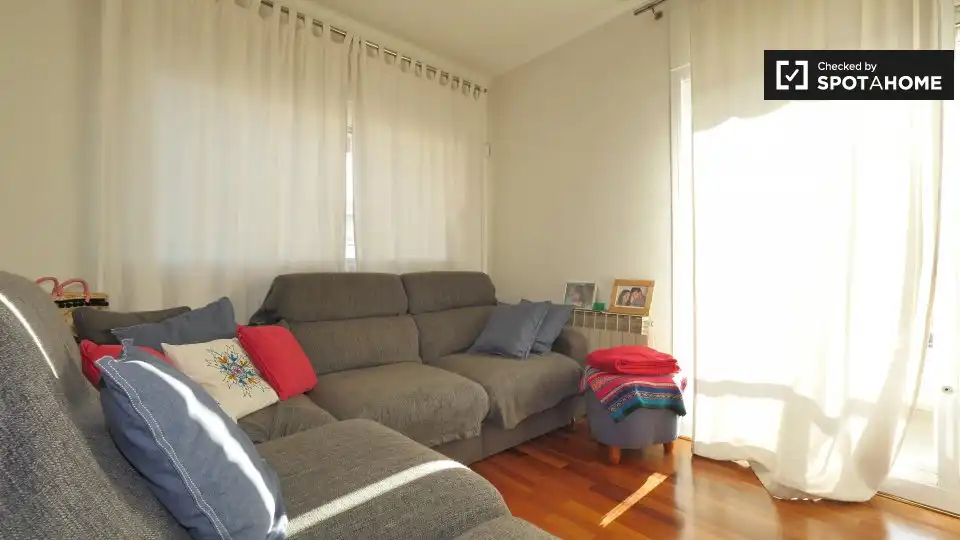 Living room of Flat for share in Barcelona  with Air Conditioner, Heating and Furnished