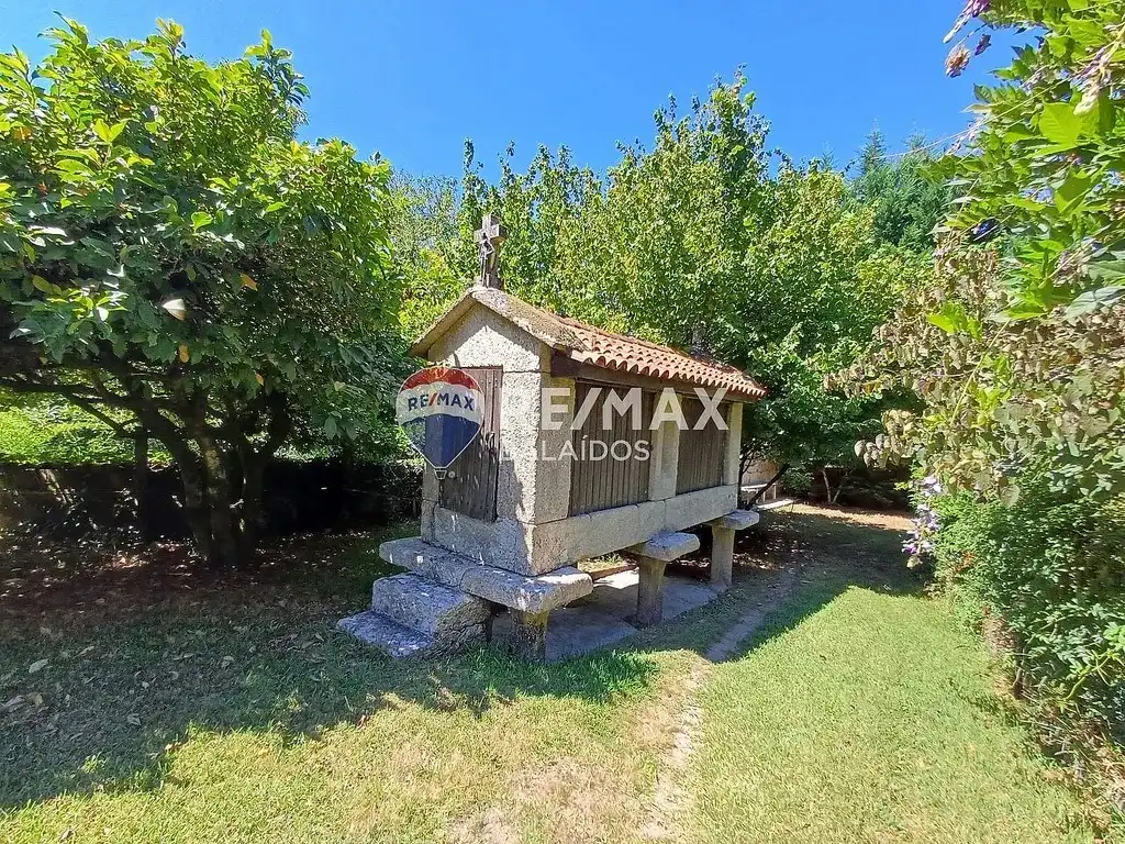 Houses for sale in Covelo  with Heating, Private garden and Parquet flooring