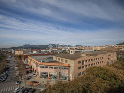 Vista exterior de Pis en venda en Mataró amb Calefacció i Balcó