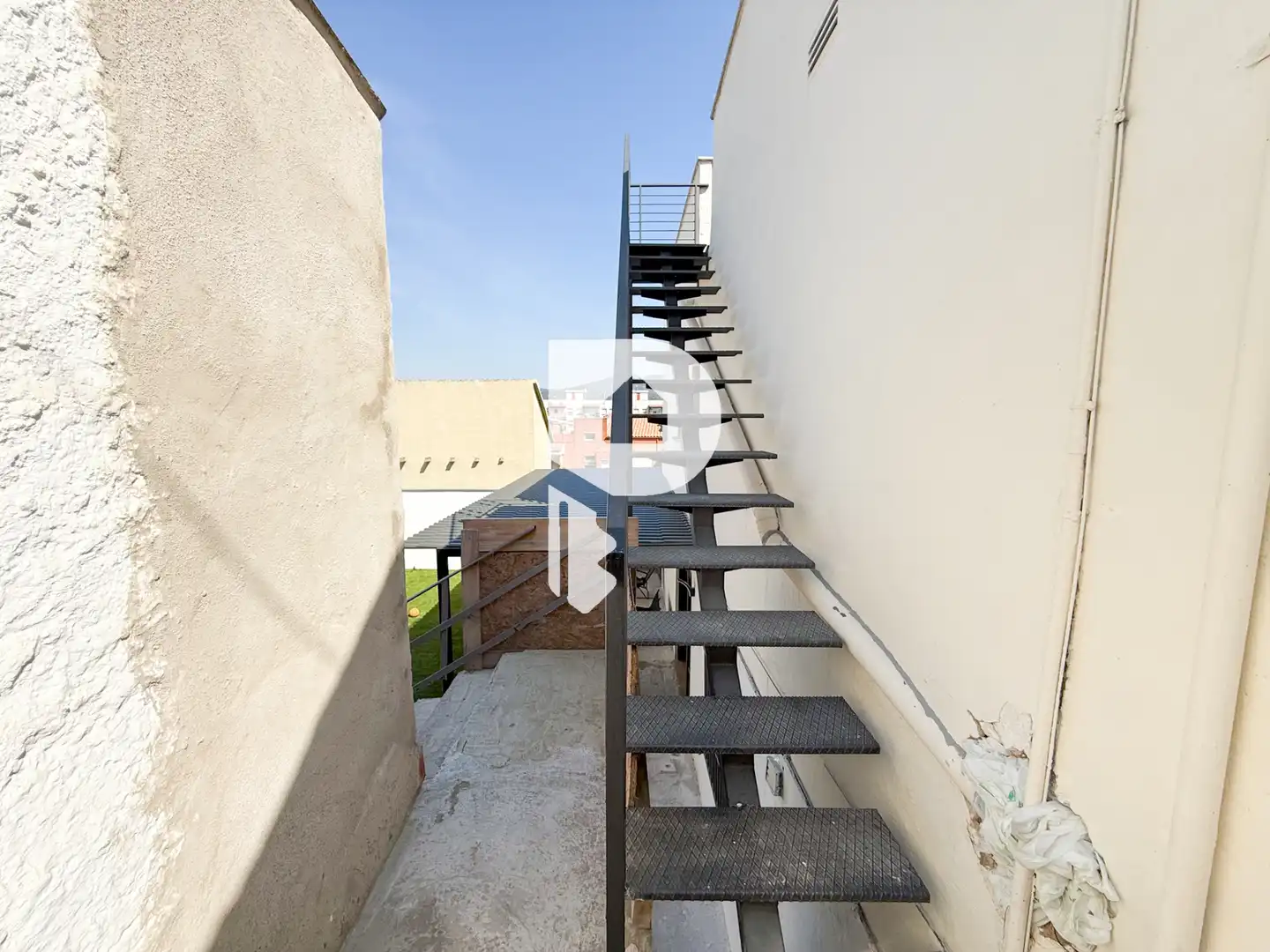 Terraza de Casa o chalet en venta en Sant Vicenç Dels Horts con Aire acondicionado, Calefacción y Jardín privado