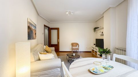 Foto 4 de Pis de lloguer a Oviedo - Cl Joaquina Bobela, 2, Milán - Pumarín, Oviedo