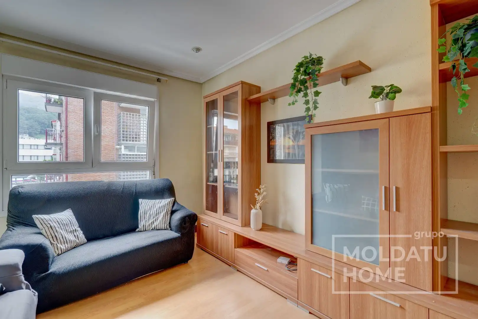 Living room of Flat for sale in Andoain  with Heating, Terrace and Furnished