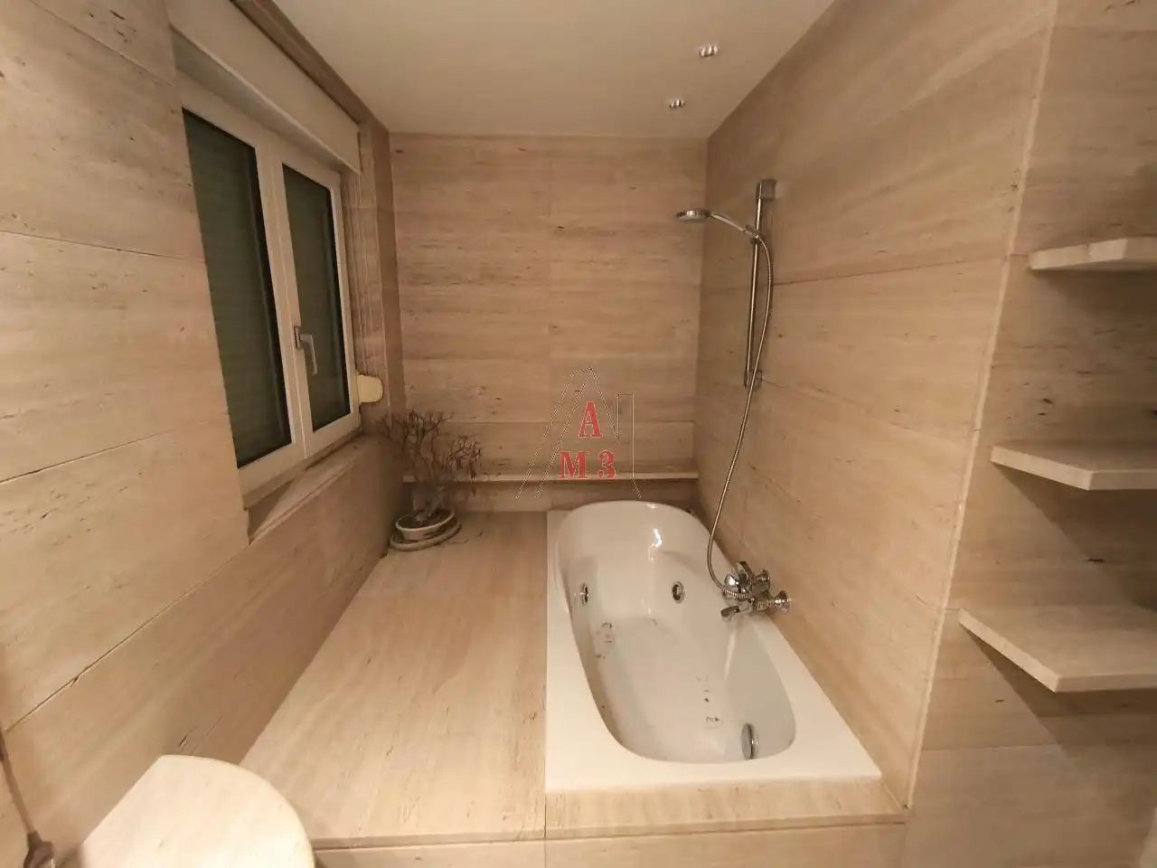Bathroom of Houses for sale in León Capital   with Heating, Private garden and Terrace