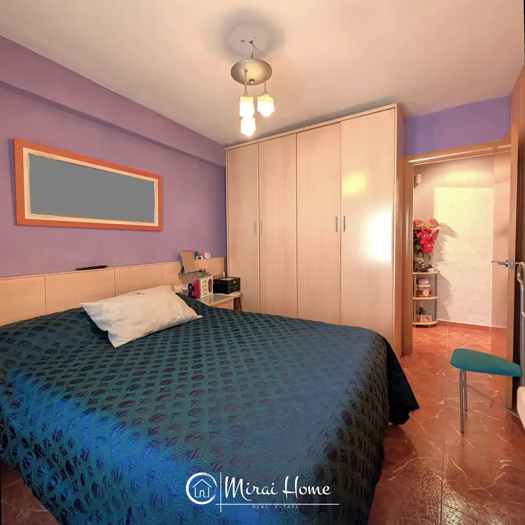 Habitación de Piso en venta en Santa Coloma de Gramenet con Aire acondicionado, Calefacción y Terraza