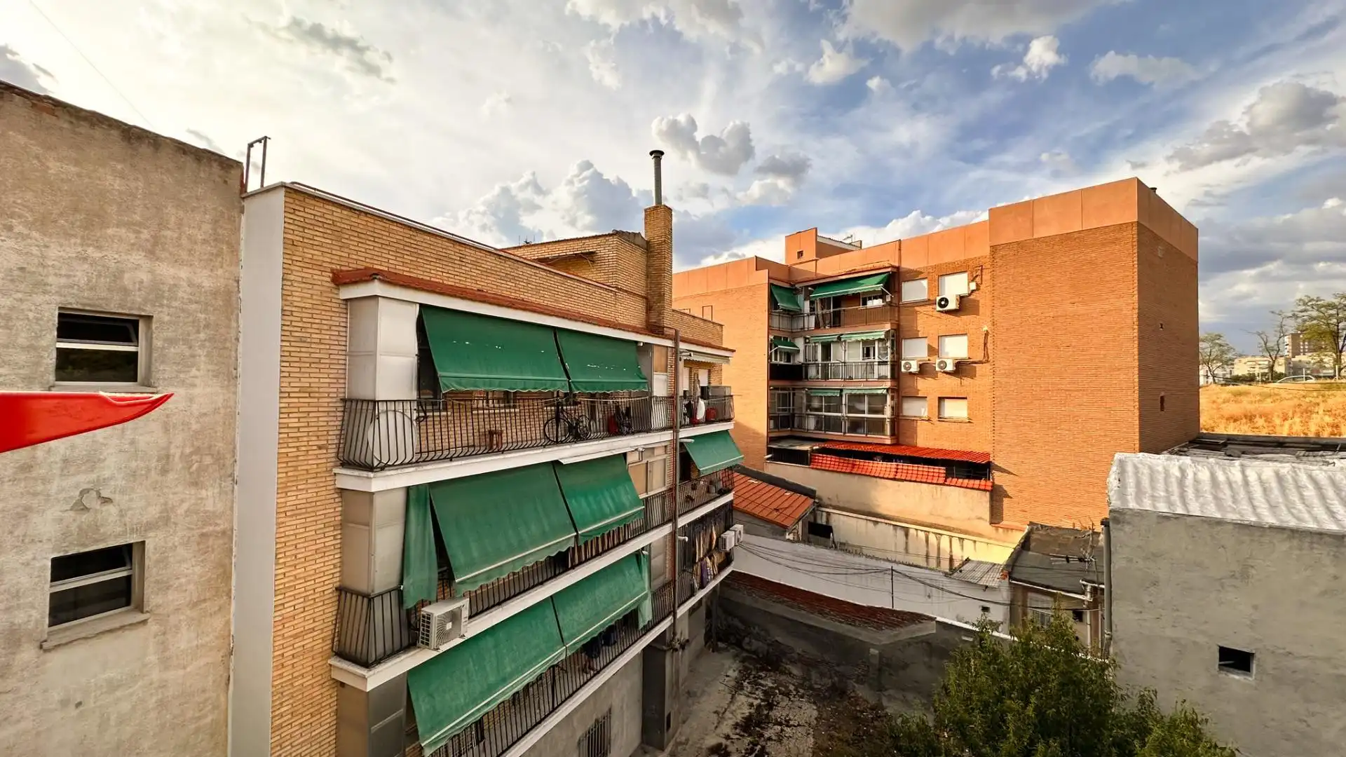 Vista exterior de Ático en venta en Madrid