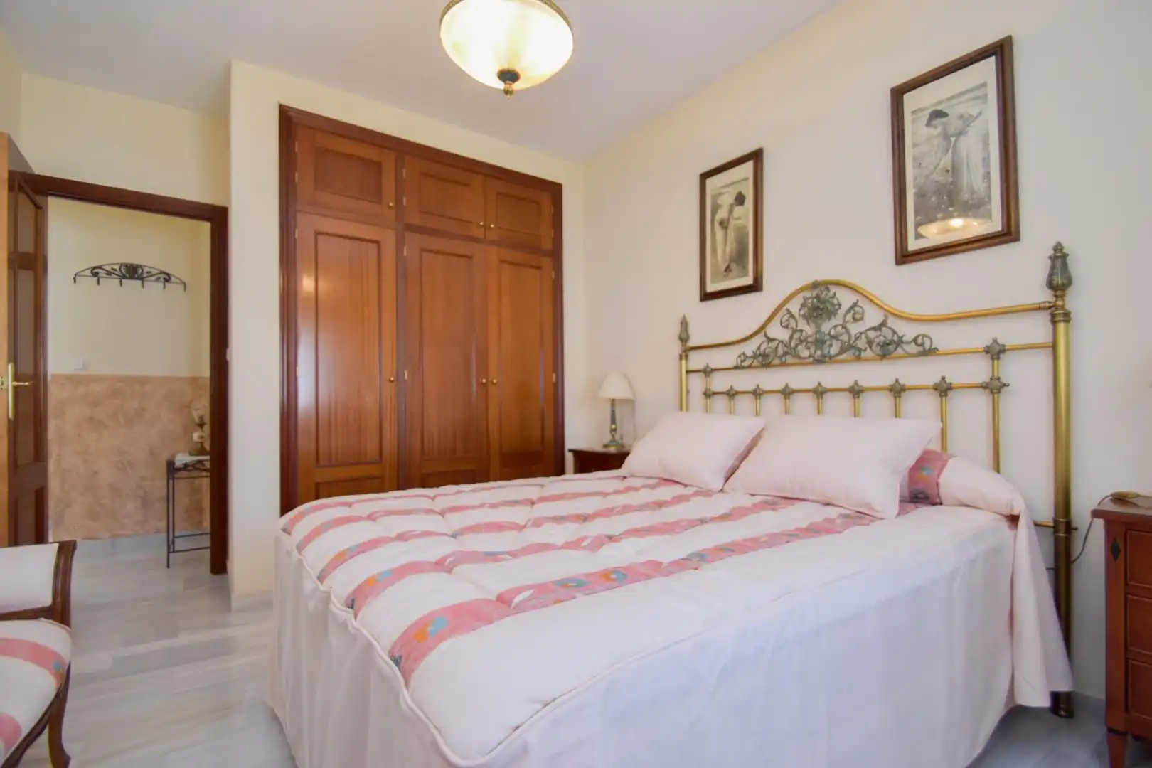 Habitación de Casa o chalet en venta en Cájar