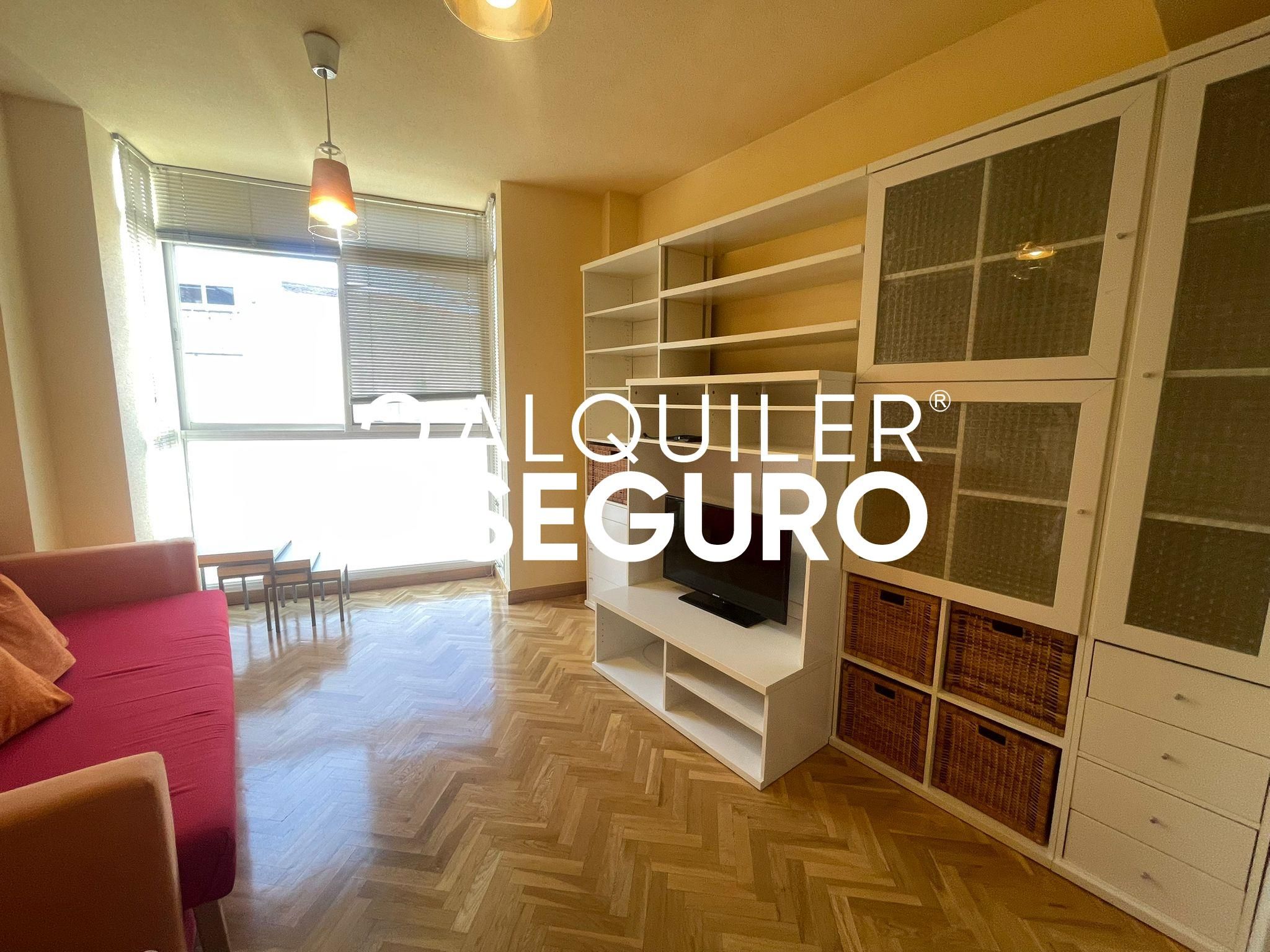 Flat to rent in de Maria del Carmen , Puerta del Ángel