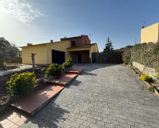 Vista exterior de Casa o xalet en venda en Sant Quirze Safaja amb Terrassa