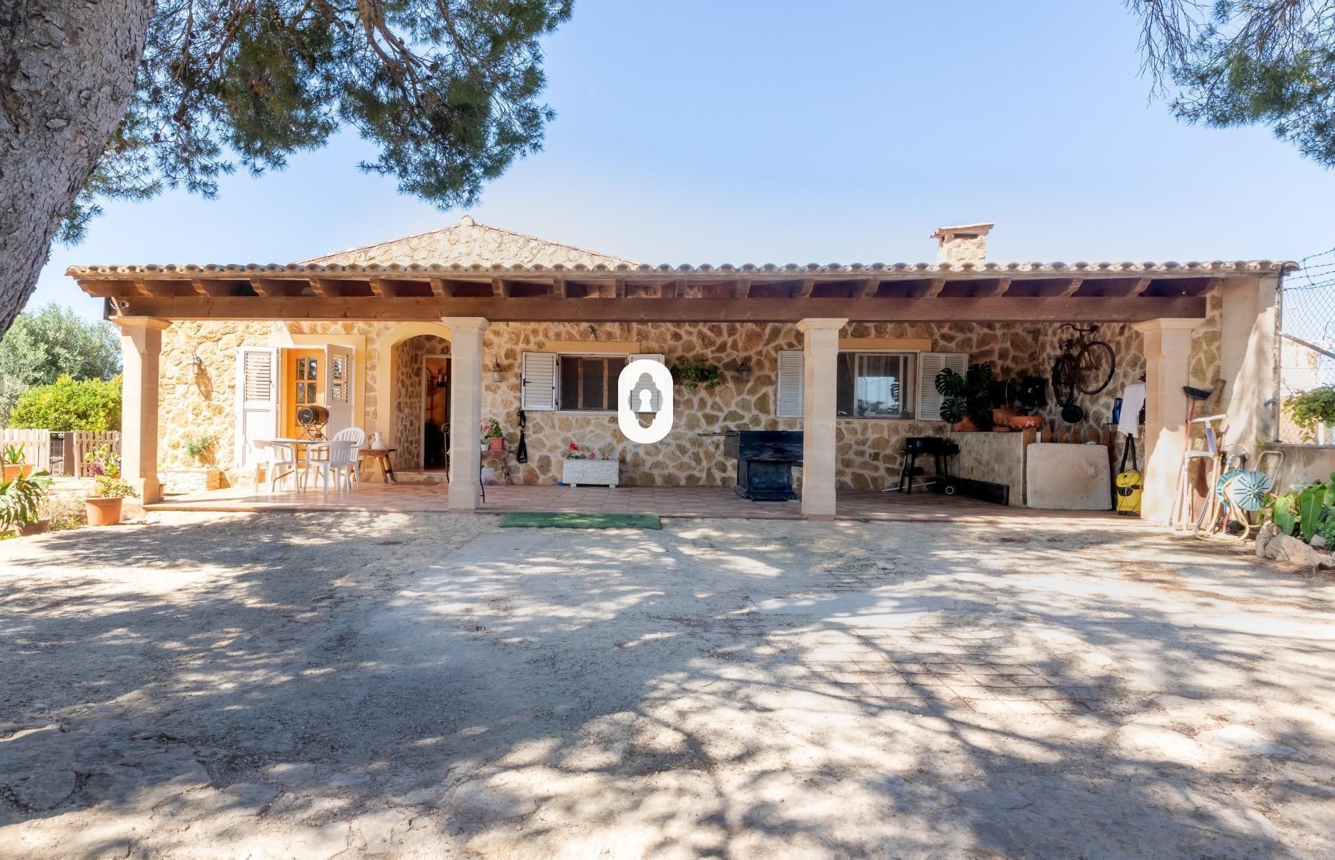 Finca rústica en venda a  POLIGONO 3, Centro