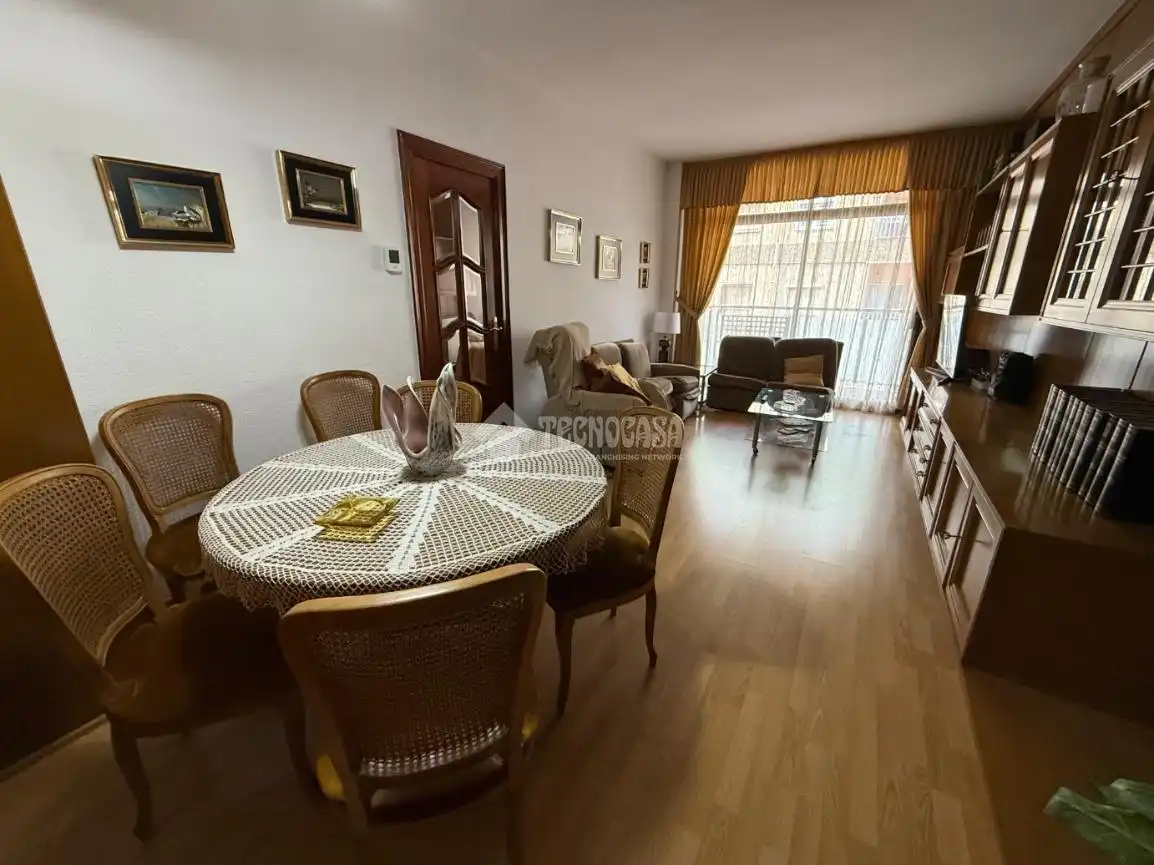 Wohnzimmer von Wohnung zum Verkauf in Barcelona mit Parkett