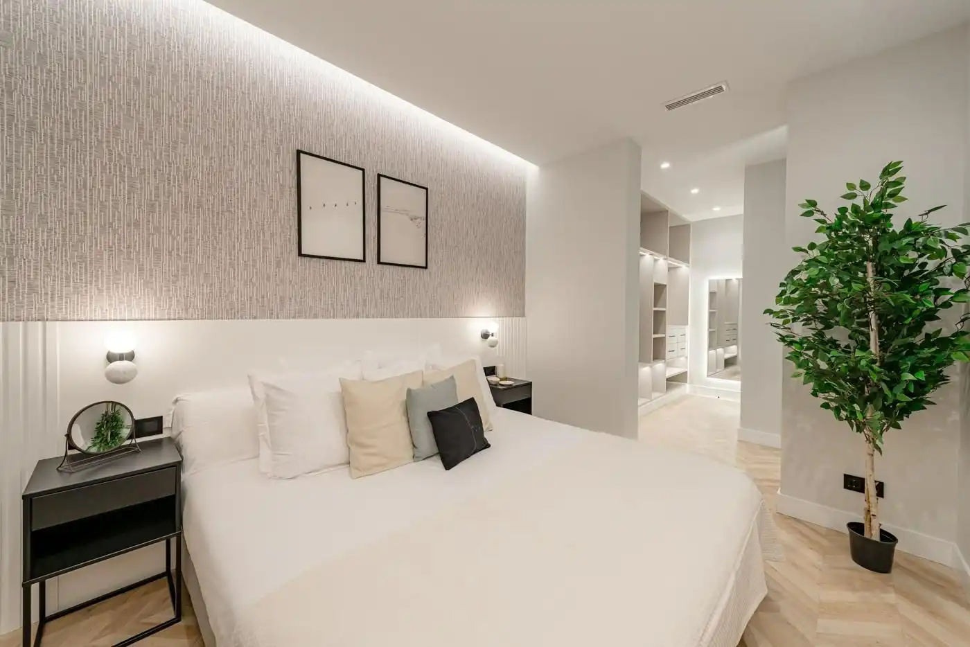Schlafzimmer von Wohnung zum Verkauf in Madrid mit Klimaanlage und Heizung