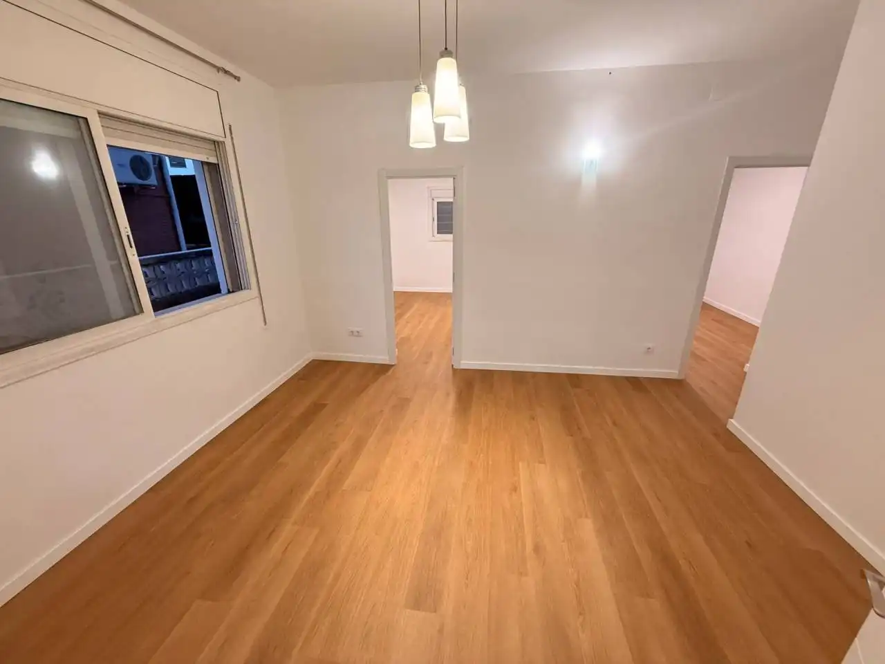 Sala de estar de Piso de alquiler en Cerdanyola del Vallès con Parquet y Terraza